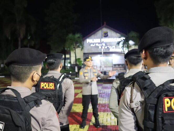 
 Beredarnya Pesan Berantai Akan Adanya Penyerangan Oleh Geng Motor,Begini Pesan Kapolres Purwakarta