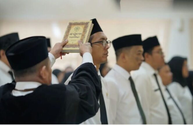 
 Pengambilan Sumpah dan Janji PNS di Lingkungan UIN SGD Bandung