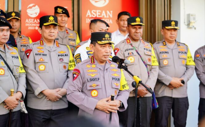 
 Cek 91 Command Center, Kapolri Tegaskan Siap Amankan KTT ASEAN di Labuan Bajo