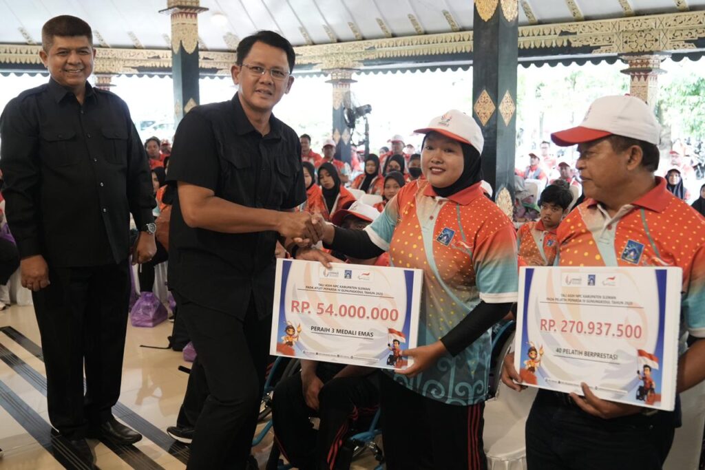 Pemkab Sleman Beri Apresiasi Atlet Berprestasi di PORDA dan PEPARDA DIY 2025