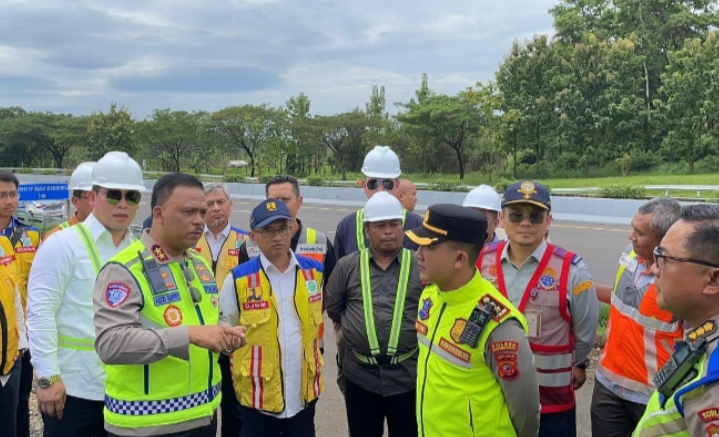 Kawal Ketat Jalur Mudik 2026, Kapolres Purwakarta Dampingi Kakorlantas Cek Kesiapan Tol Cipali