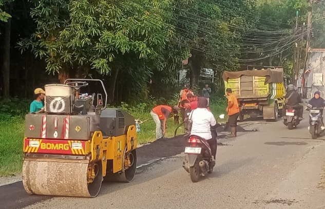 Proyek Aspal Rp99 Juta Tanpa Papan Proyek, Transparansi Dipertanyakan