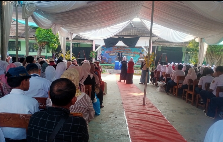 SMPN 1 Campaka Gelar Panen Karya dan Paturay Tineung Kelas X, Tanamkan Kemandirian Lewat Tema “Nyungsi Hati Ngipuk Pangarti”