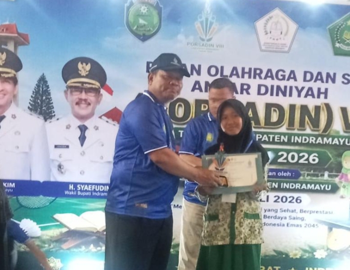 Harumkan Nama Desa: Santri Laa Tansa Nurul Islam Tinumpuk Juara 3 Kaligrafi Tingkat Kabupaten