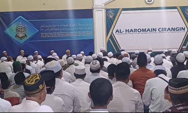 Meriah dan Khidmat, Ponpes Al-Haromain Cirangin Gelar Maulid Nabi Bersama Al-Habib Hamid bin Abu Bakar Barakwan