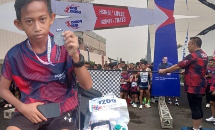 Finiser Termuda! Bocah 12 Tahun dari Purwakarta Cetak Catatan Waktu Tercepat di Fun Run 7K Podio Run 2026